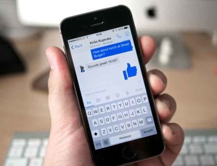 Advice on Facebook Messenger bots from The Wall Street Journal