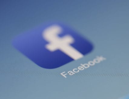 Facebook goes on the offensive “to promote high-quality journalism and news literacy”