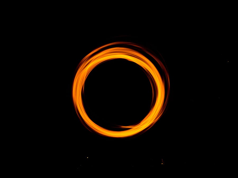 light forming circle
